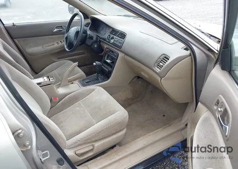 1996 Honda Accord Lx/Ex from USA, damaged, VIN 1HGCD5638TA291539